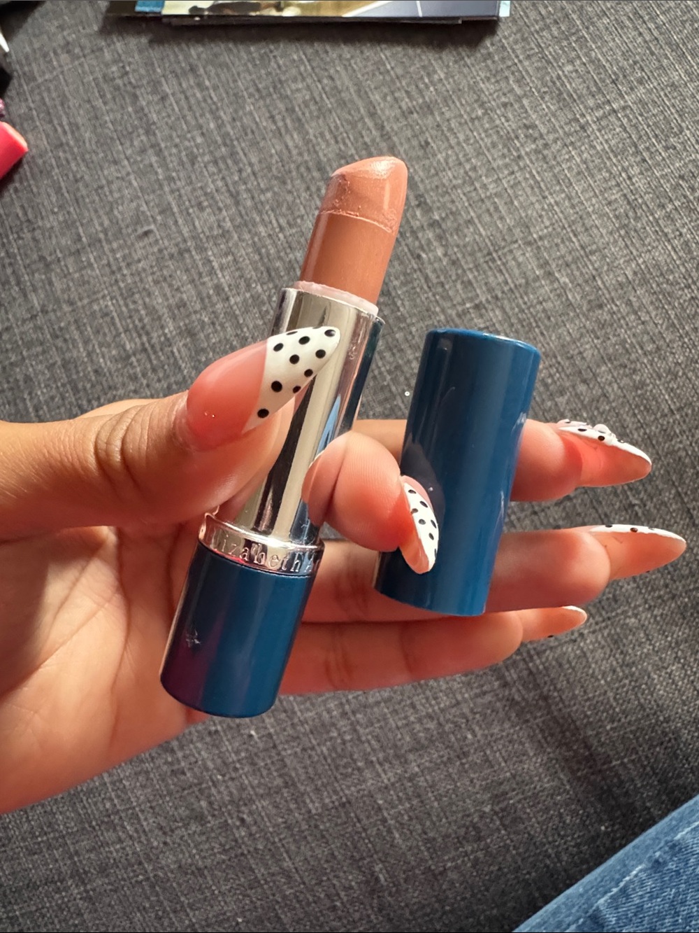 Elizabeth Arden lipstick - shade Cameo #09